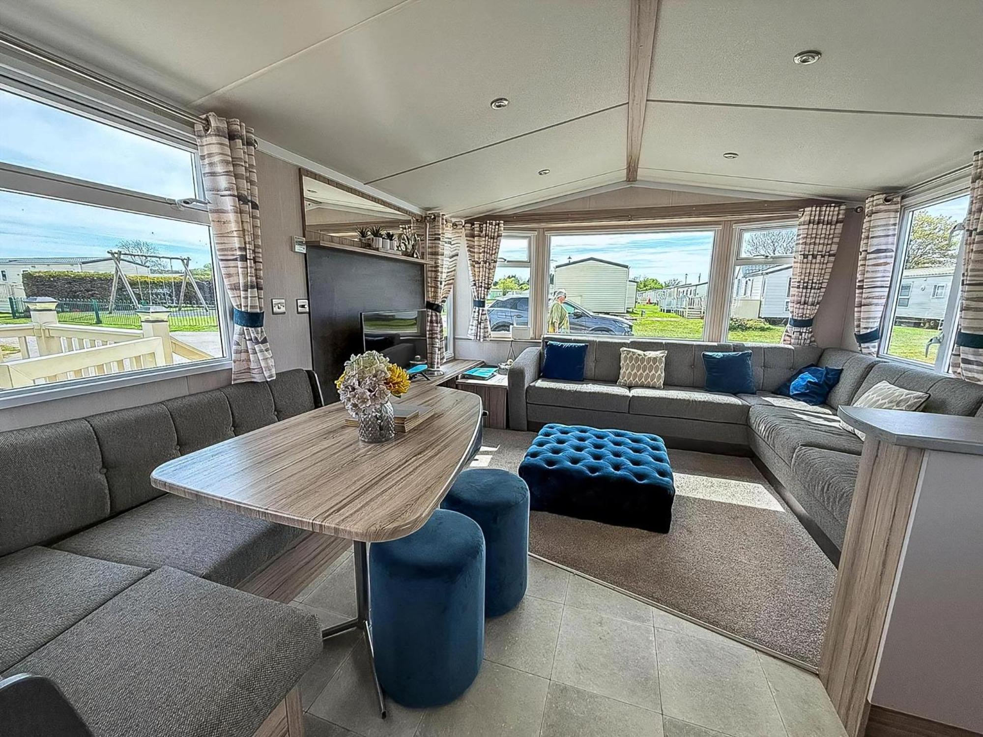 6 Berth Caravan With Decking At Sunnydale Holiday Park Ref 35243Kg Louth  Eksteriør bilde